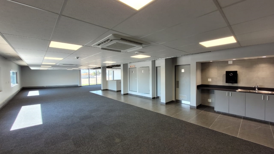 To Let commercial Property for Rent in Blackheath Industrial Western Cape